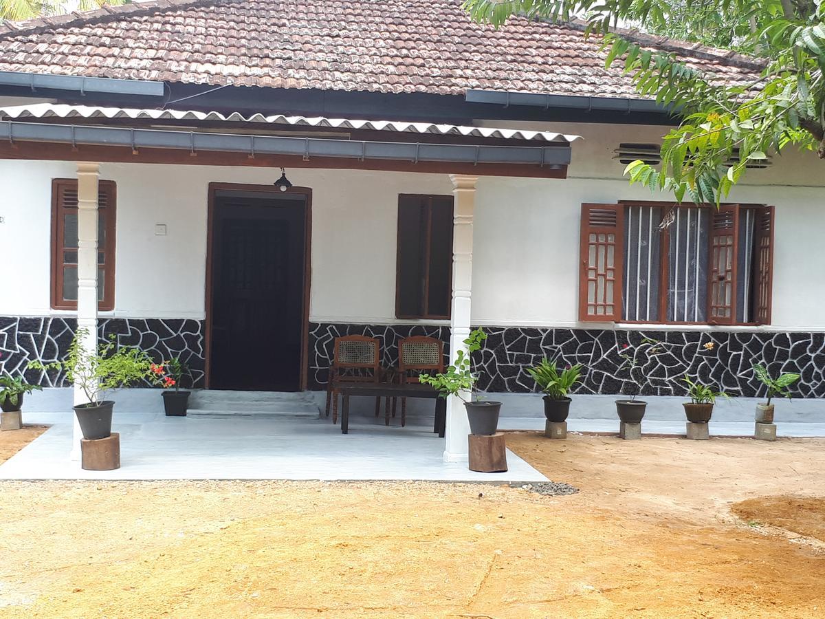 New Sam Tourist Inn Велигама Экстерьер фото
