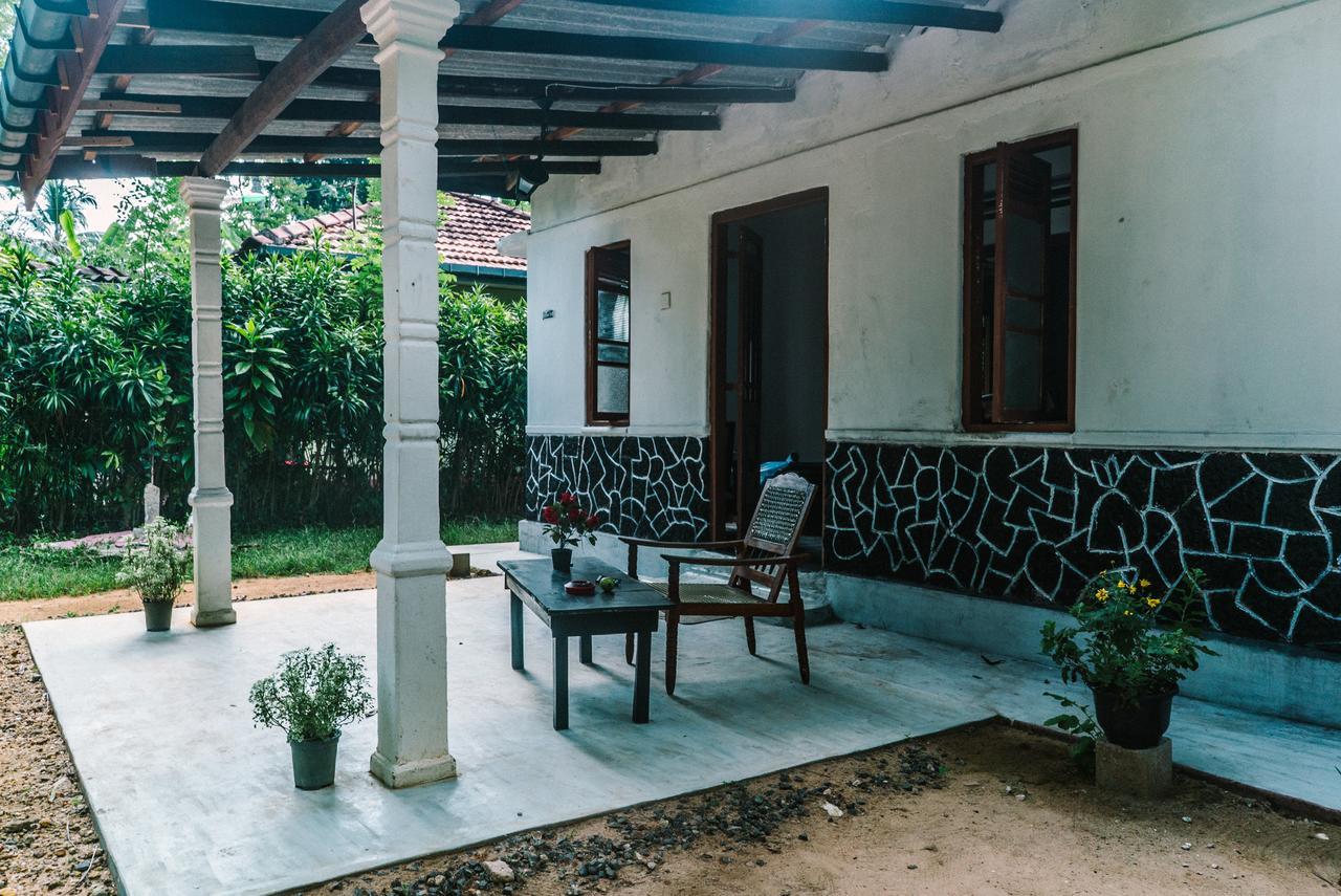 New Sam Tourist Inn Велигама Экстерьер фото